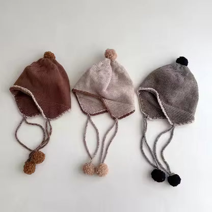 Chapeau Bébé Oreillettes Pompon Hiver Douillet